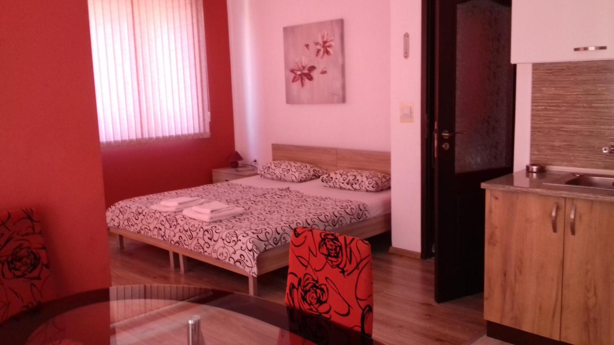 Guest House Nedelchevi Приморско Экстерьер фото