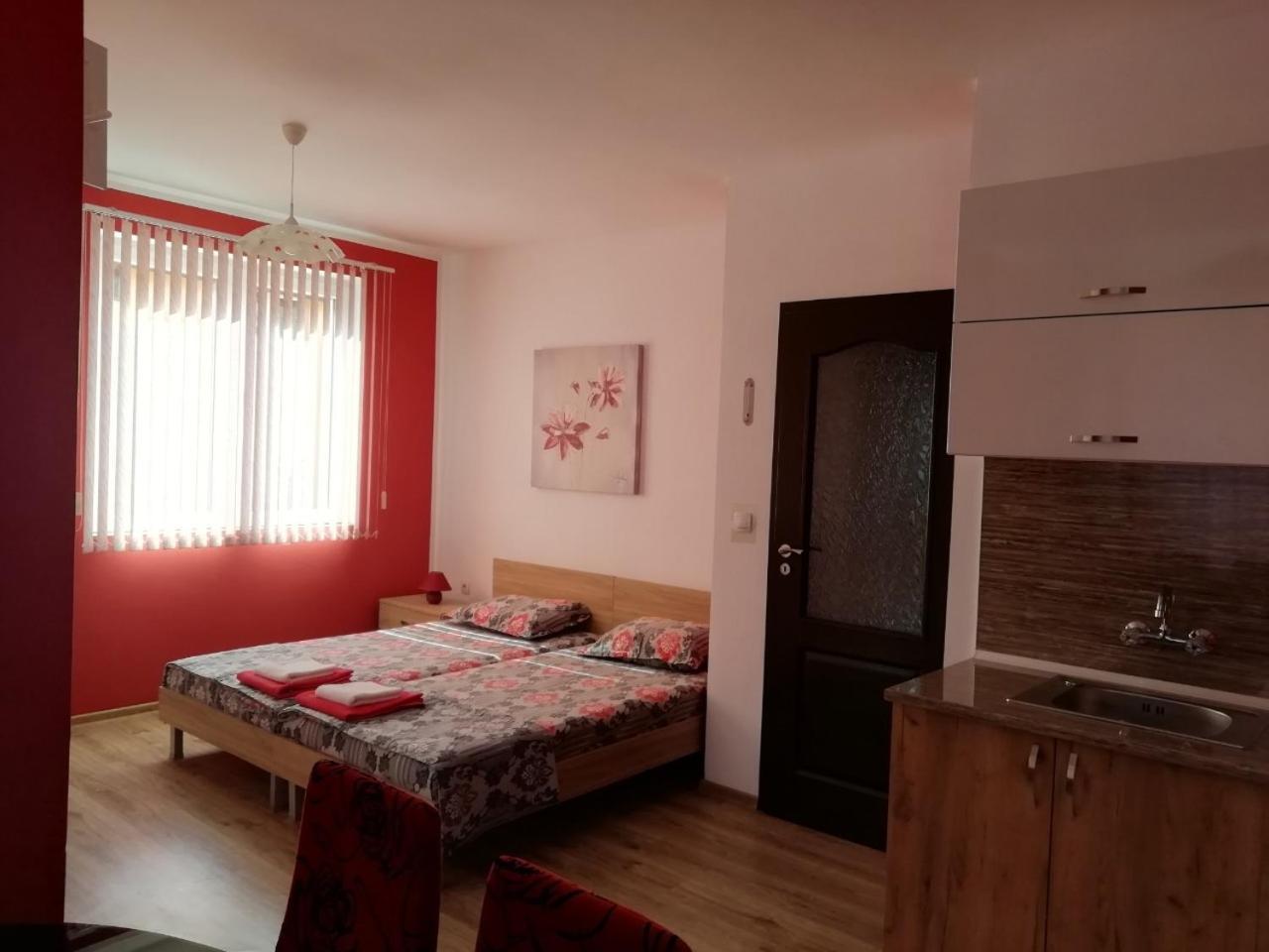 Guest House Nedelchevi Приморско Экстерьер фото