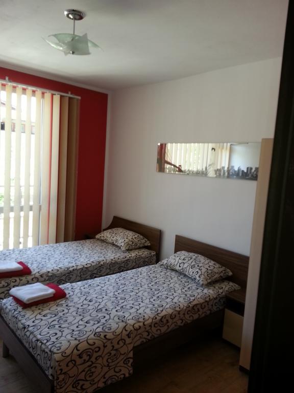 Guest House Nedelchevi Приморско Номер фото